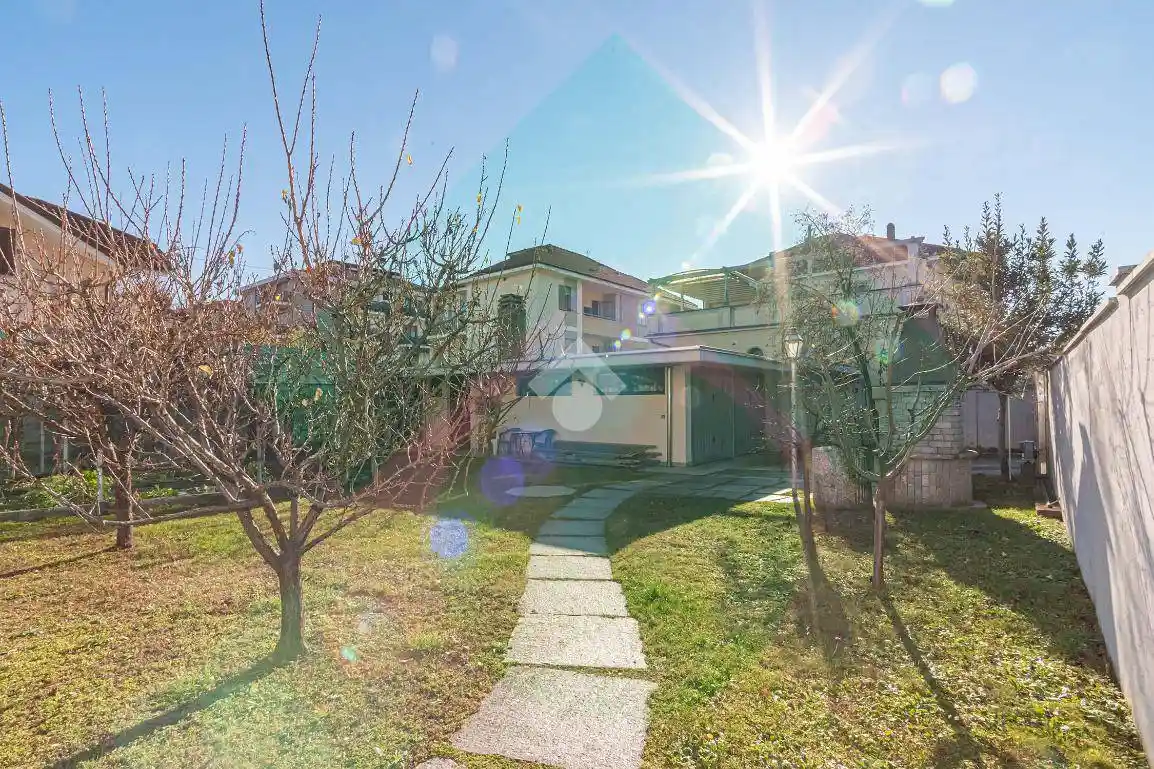 Villa in vendita a Ciriè