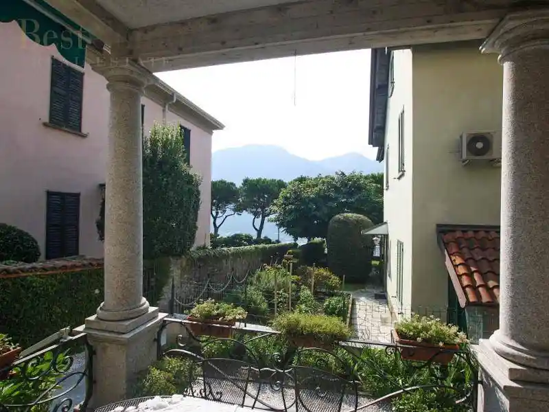 Appartamento in vendita a Tremezzina