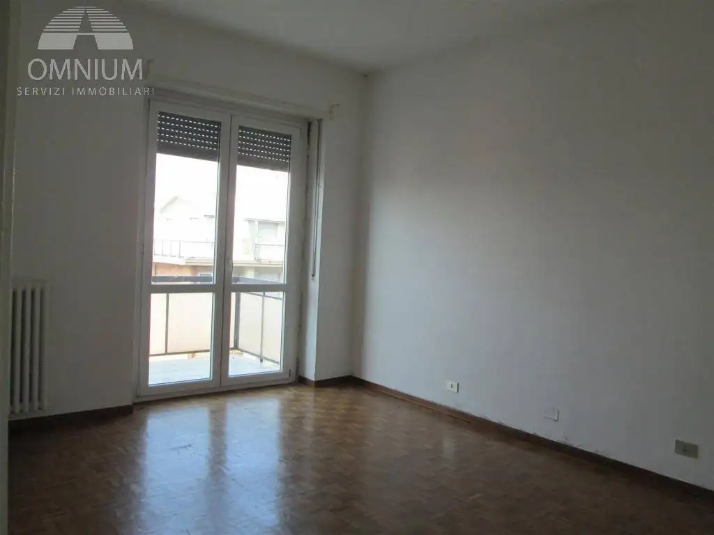 Bilocale buono stato, sesto piano, Centro, Cesano Boscone - foto 3