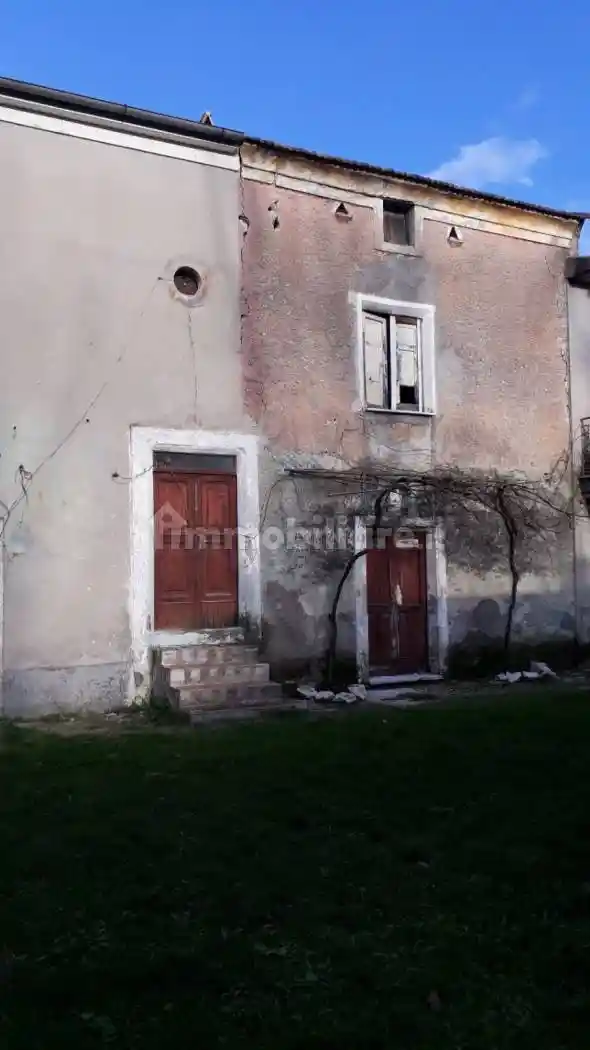 Rustico - Casale in vendita a Cervaro