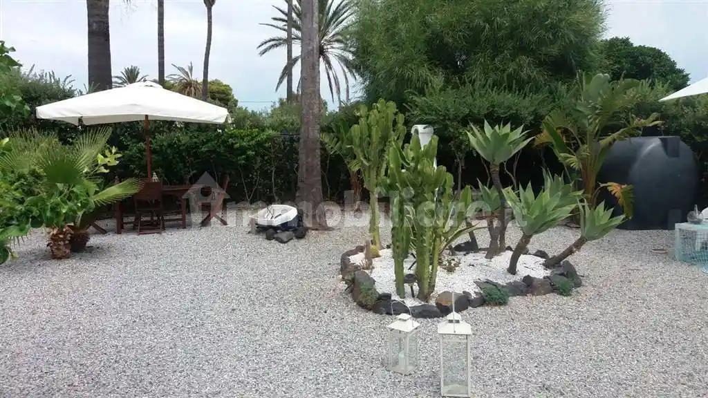 Villa in vendita a Lipari