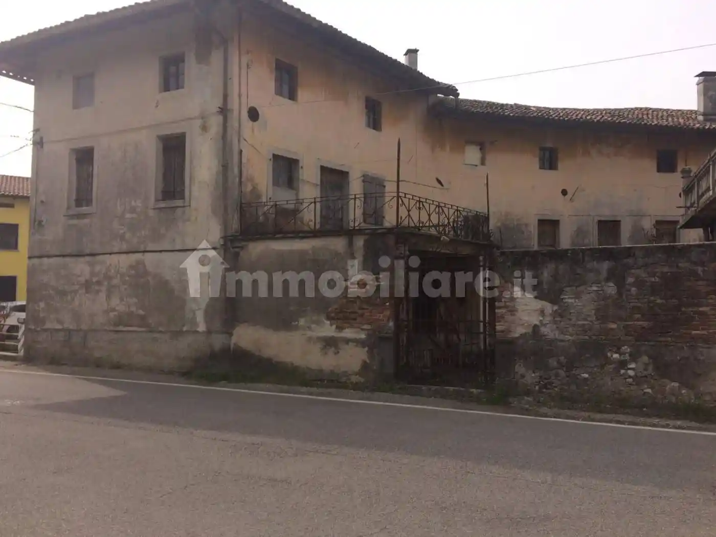 Rustico - Casale in vendita a Udine