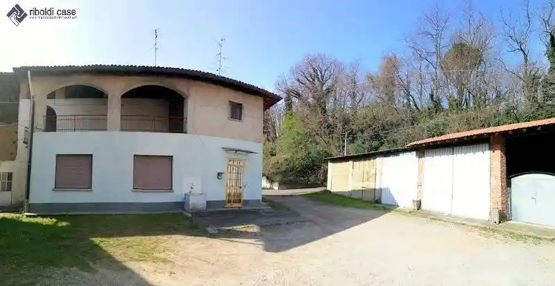 Rustico - Casale in vendita a Meda