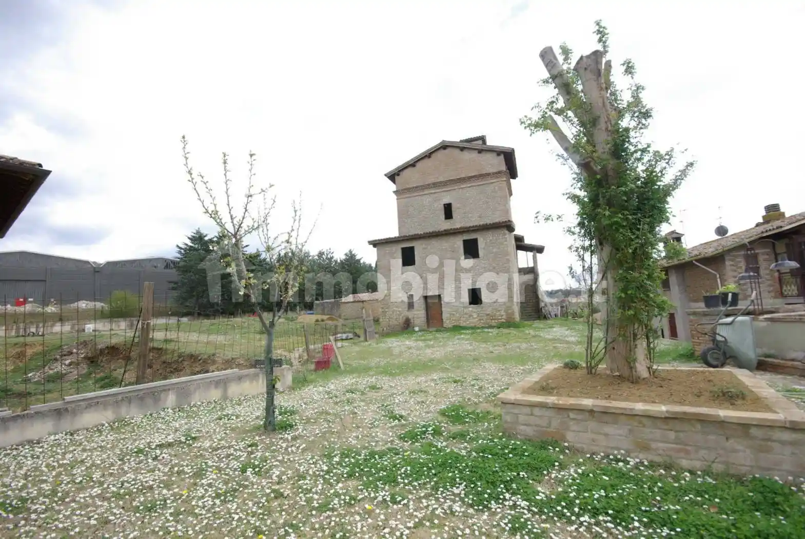 Rustico - Casale in vendita a Città di Castello