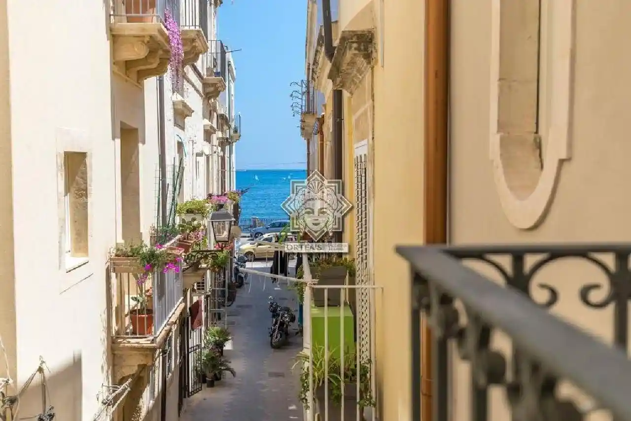 Palazzo - Edificio in vendita a Siracusa