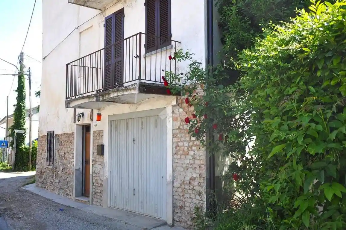 Casa indipendente in vendita a Costigliole d'Asti