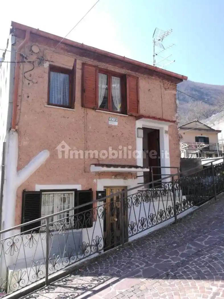 Appartamento in vendita a Sgurgola