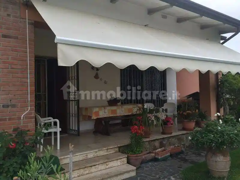 Villa in affitto a Forte dei Marmi