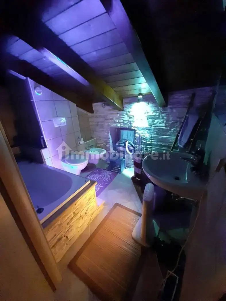 Casa indipendente in vendita a Telve di Sopra