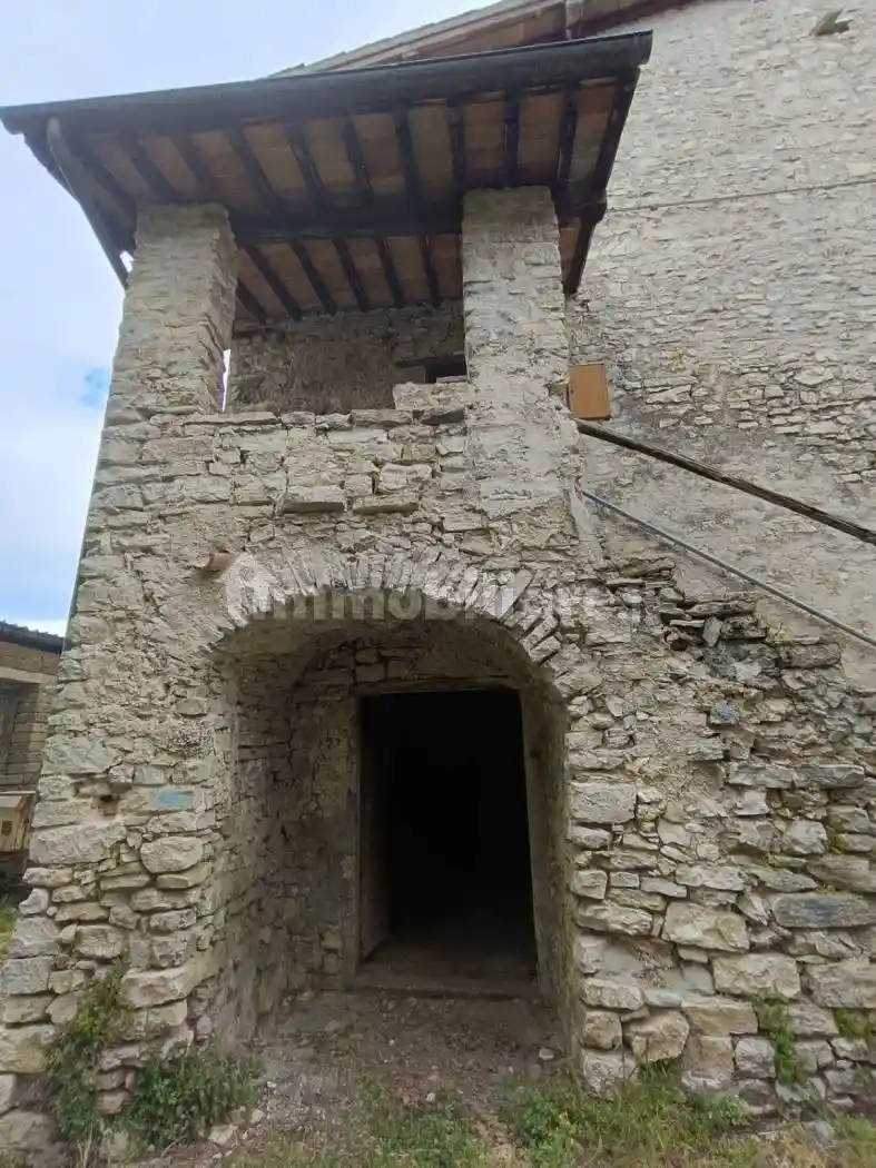 Casale Località Torrecola-Acquaiura 9, Valico della Somma, Cese, Ancaiano, Spoleto - foto 4