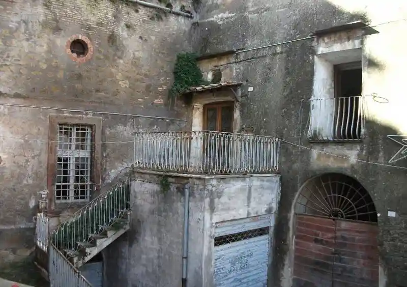 Appartamento in vendita a Caprarola