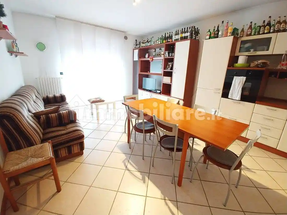 Appartamento in affitto a Legnaro