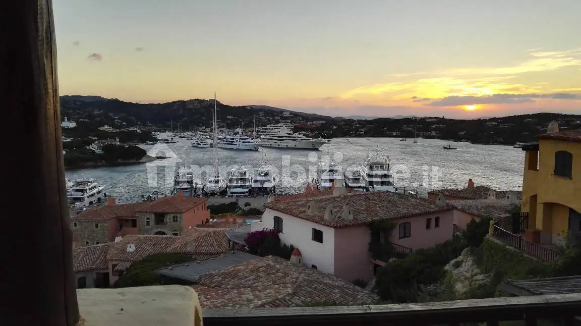 Appartamento in affitto a Arzachena