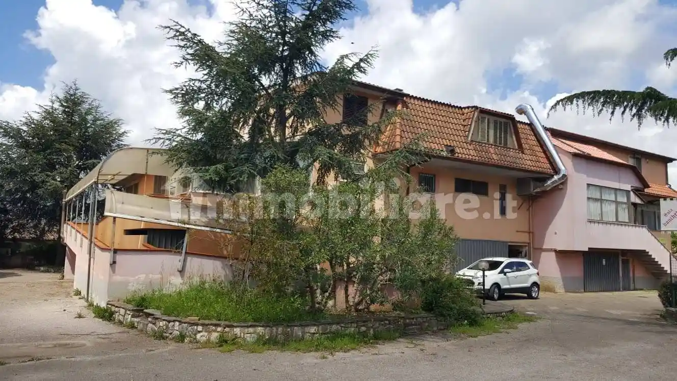 Palazzo - Edificio in vendita a Lenola