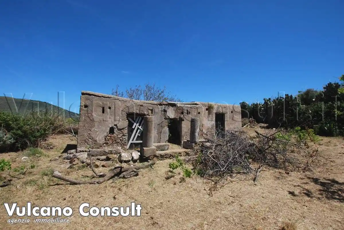 Rustico - Casale in vendita a Lipari