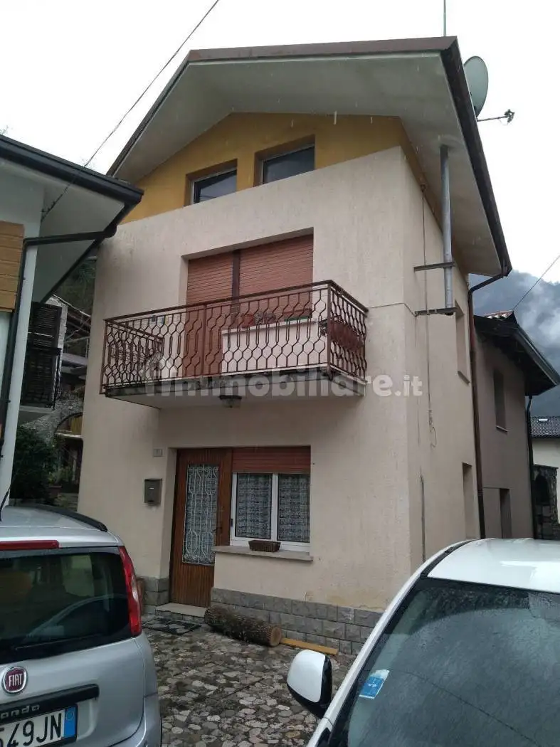 Casa indipendente in vendita a Tramonti di Sotto