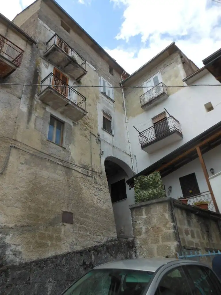 Casa indipendente in vendita a Marzano Appio