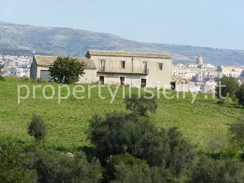 Rustico - Casale in vendita a Noto