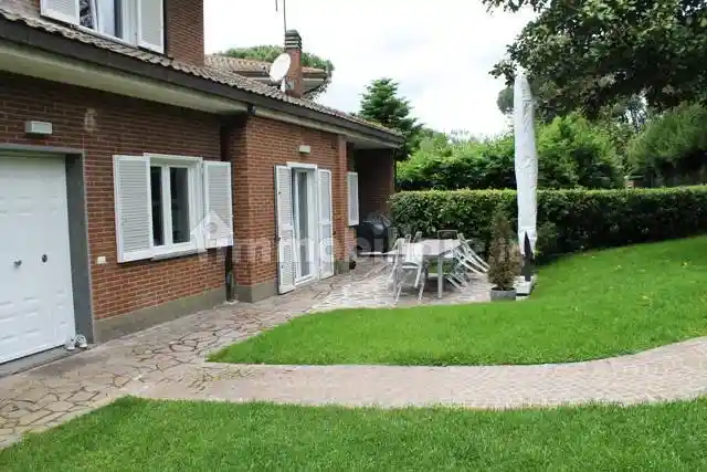 Villa bifamiliare largo dell'Olgiata, Olgiata, Roma - foto 5