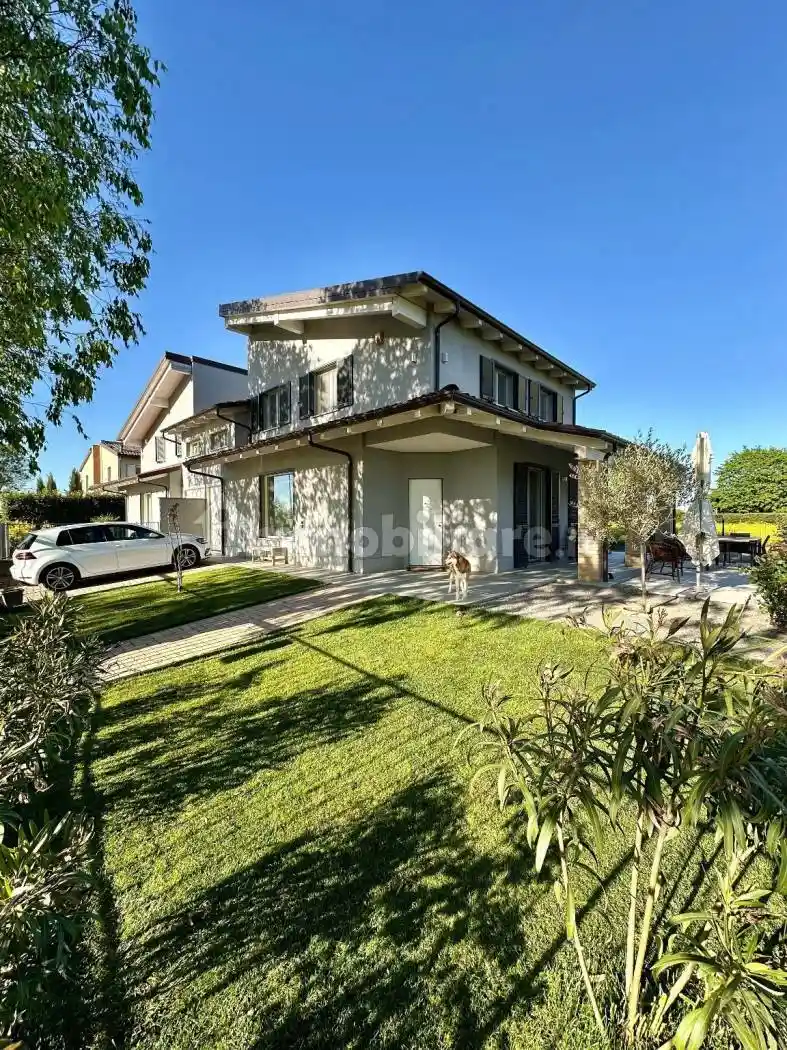 Villa in vendita a Alessandria