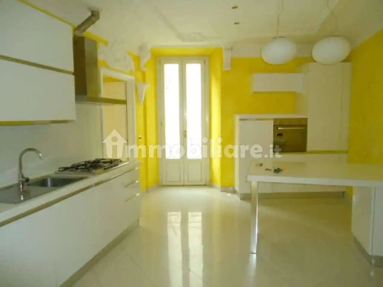 Appartamento in vendita a Varese