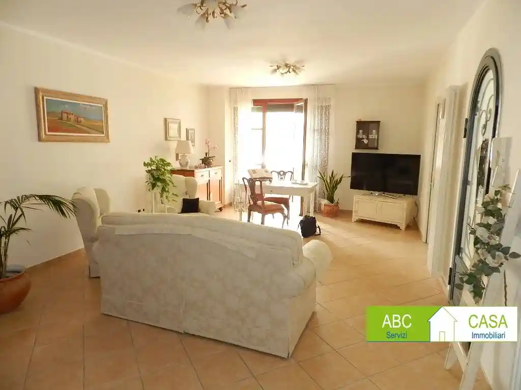 Appartamento in vendita a Rosignano Marittimo