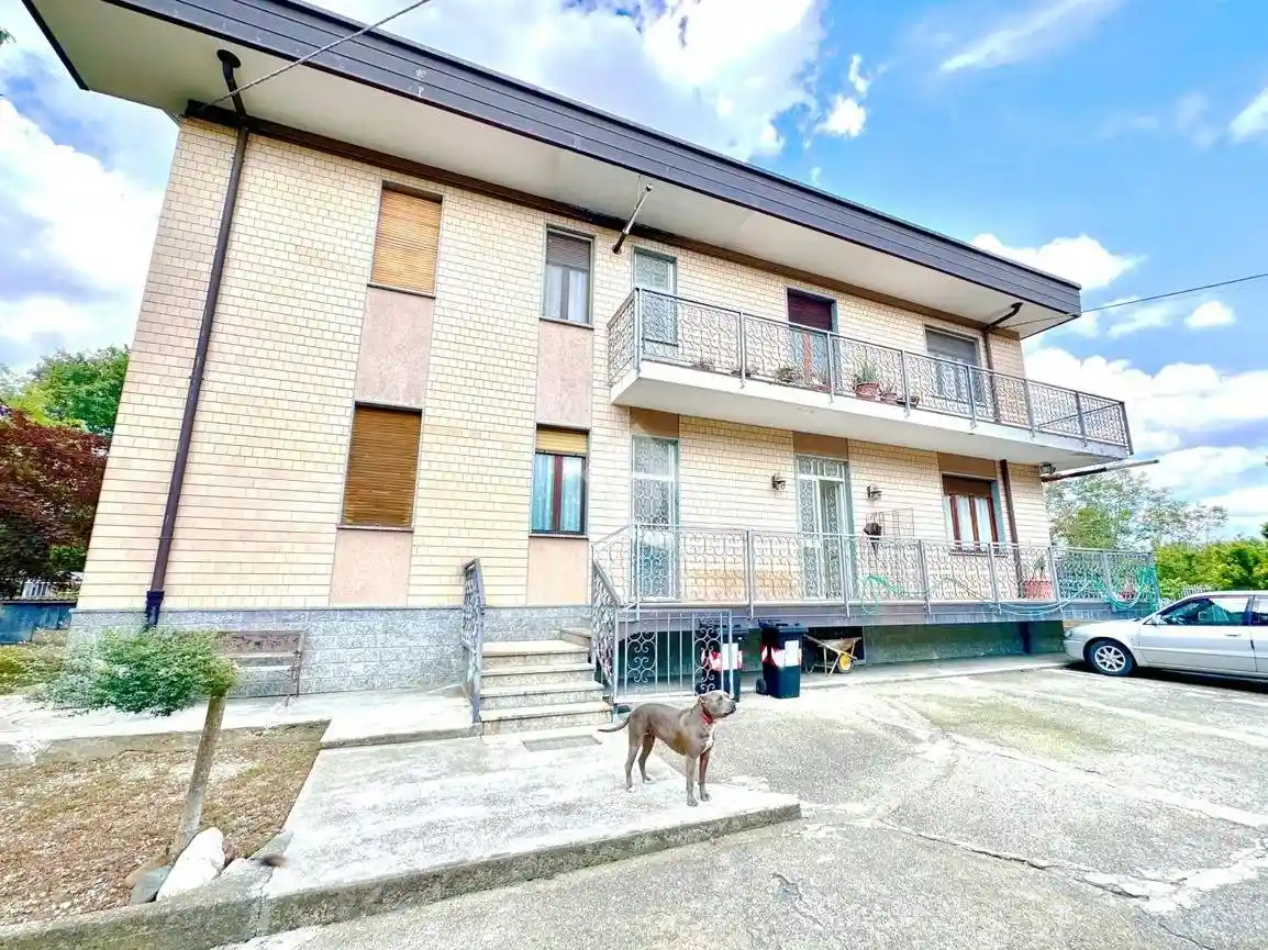 Villa in vendita a Robassomero