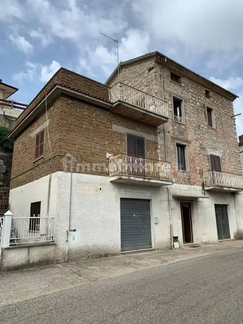 Villa in vendita a Pastena