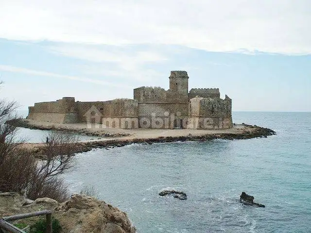 Appartamento in vendita a Isola di Capo Rizzuto