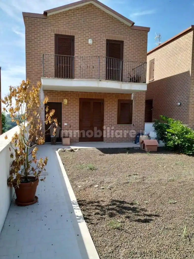 Villa in vendita a Amelia