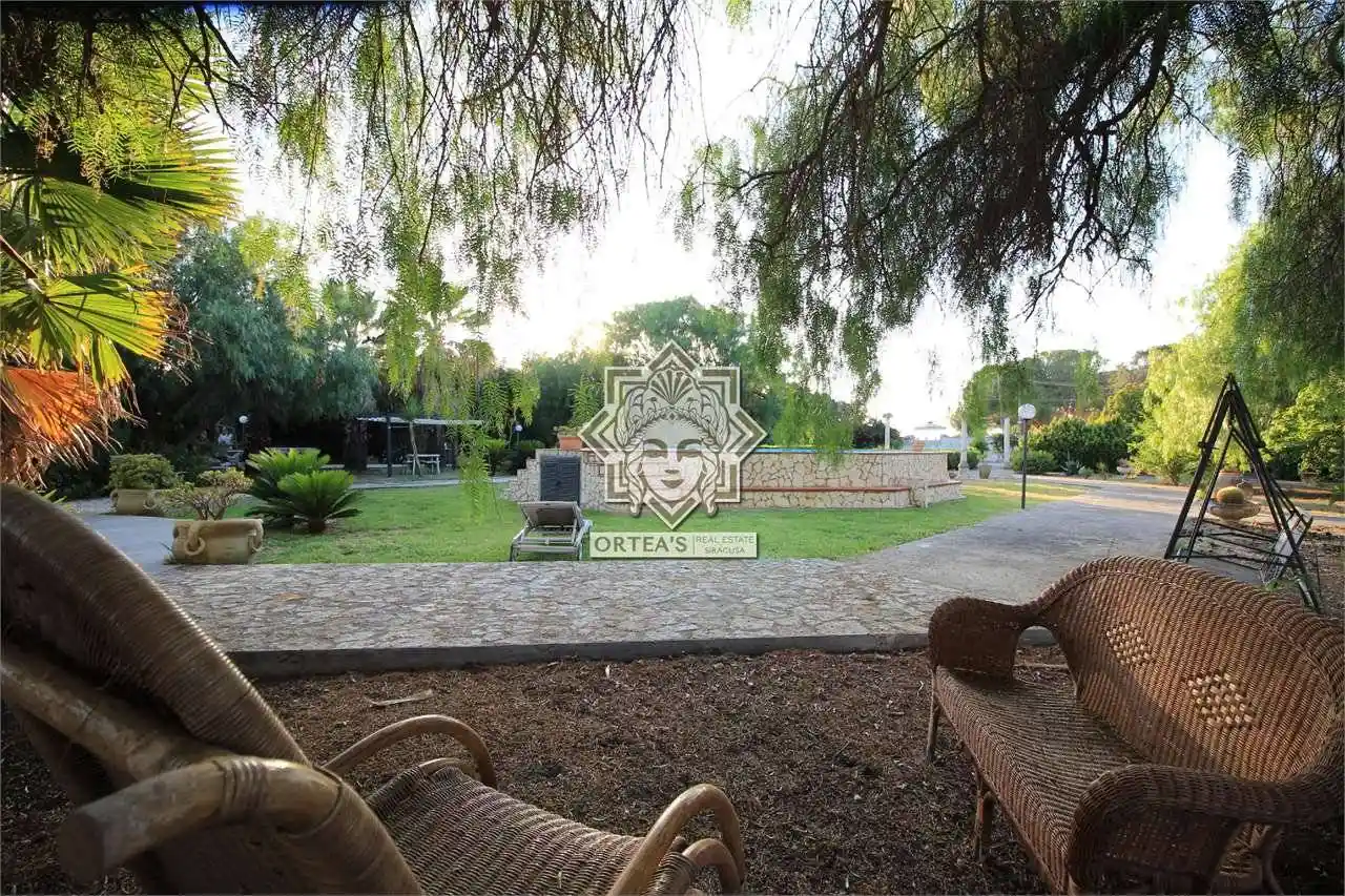 Villa in vendita a Siracusa