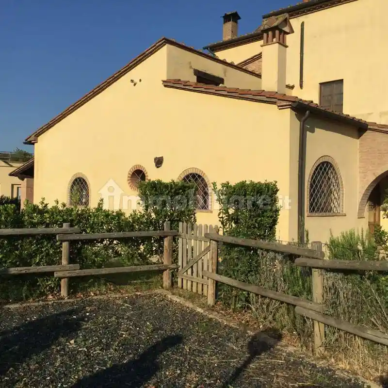 Appartamento in vendita a Montecatini Val di Cecina