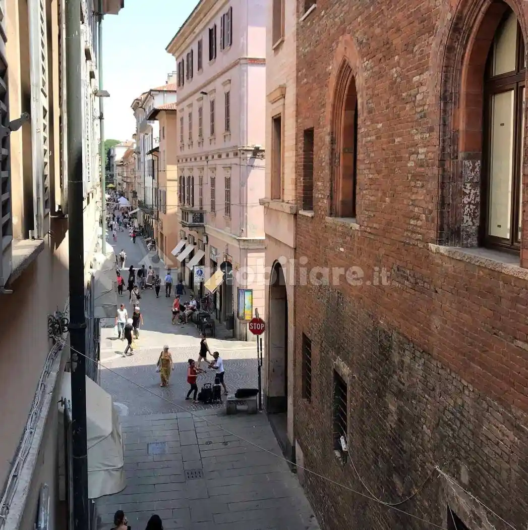 Appartamento in affitto a Pavia