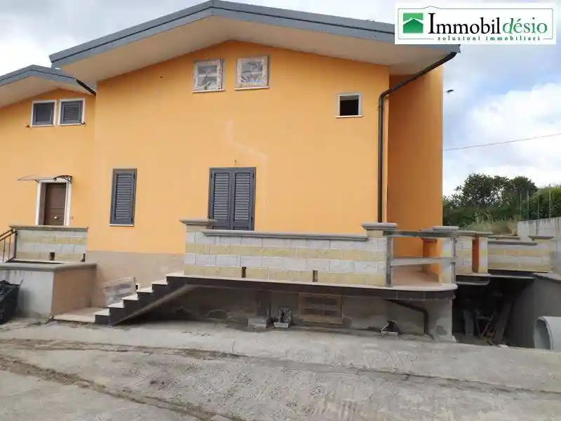 Villa bifamiliare Contrada Fontana Camillo, Zona Industriale, Tito - foto 2