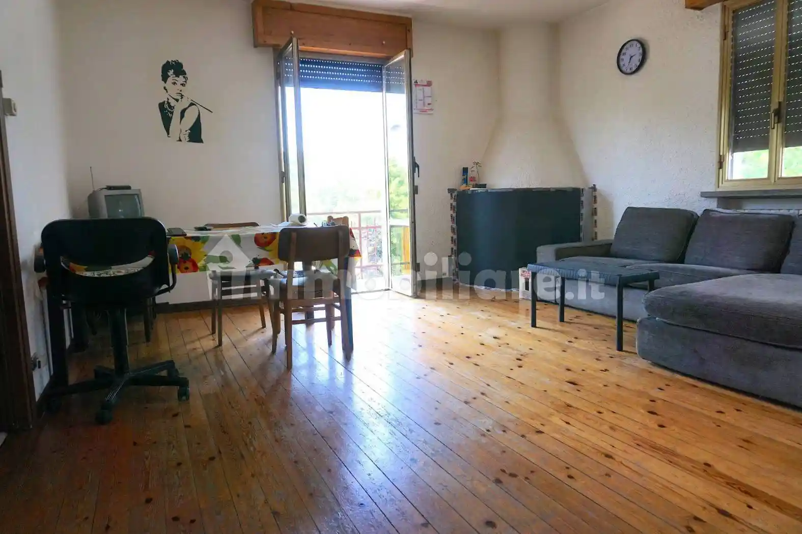 Palazzo - Edificio in vendita a Traversetolo