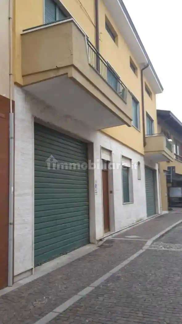 Palazzo - Edificio in vendita a Villesse