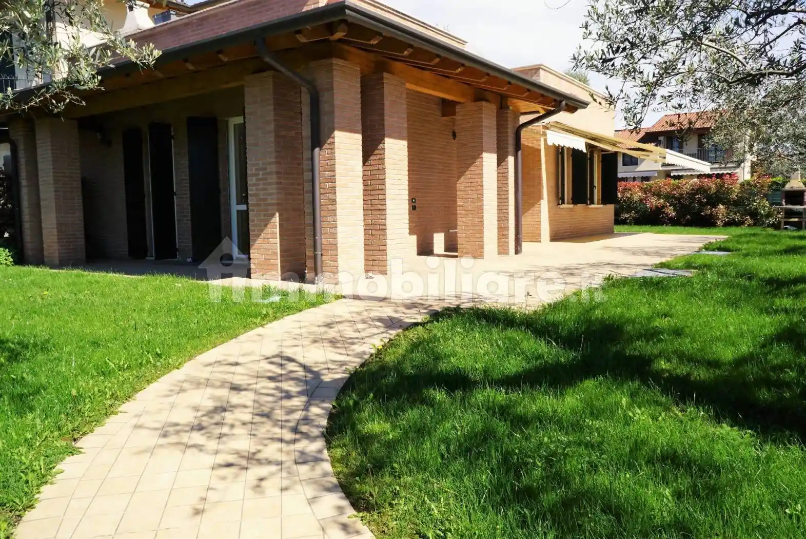 Villa in affitto a Sirmione