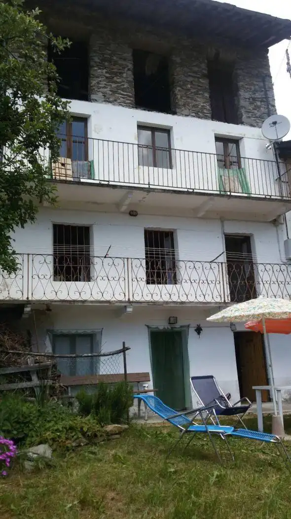 Rustico - Casale in vendita a Ribordone