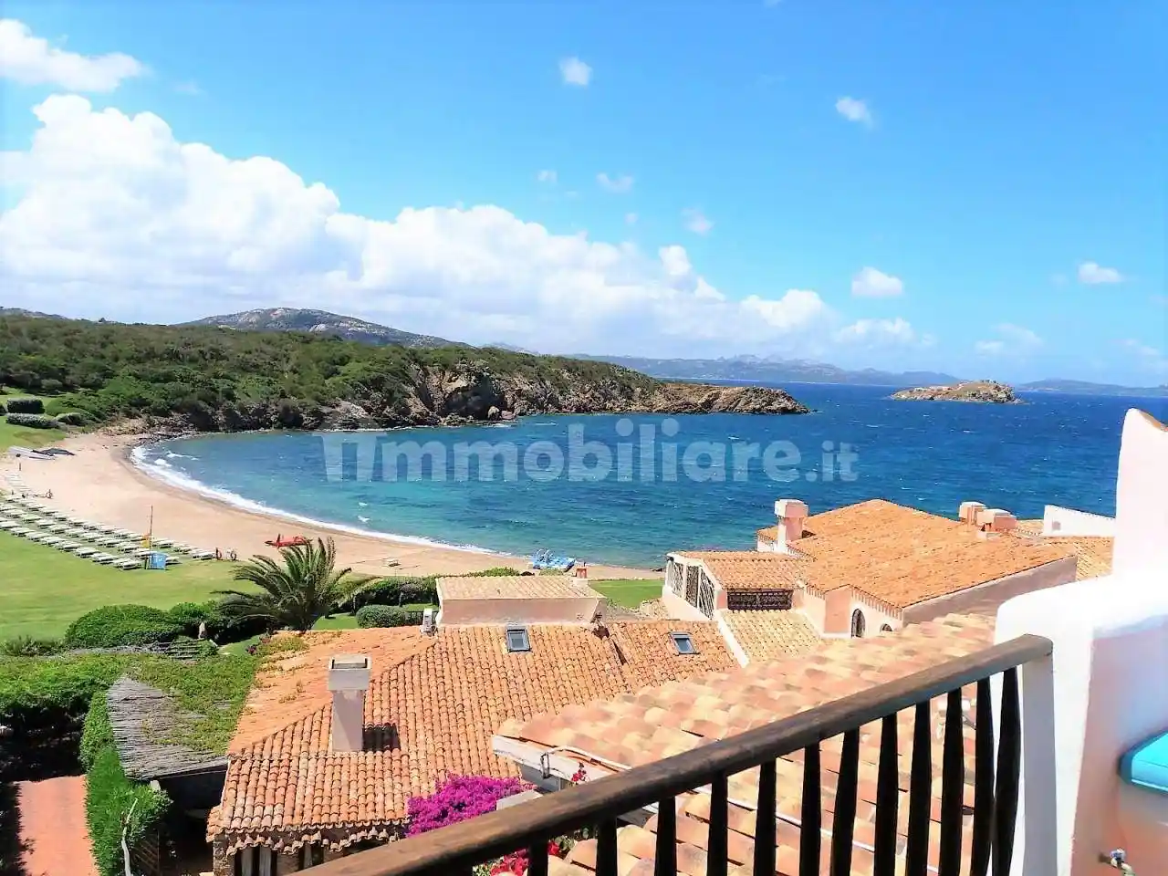 Appartamento in vendita a Arzachena