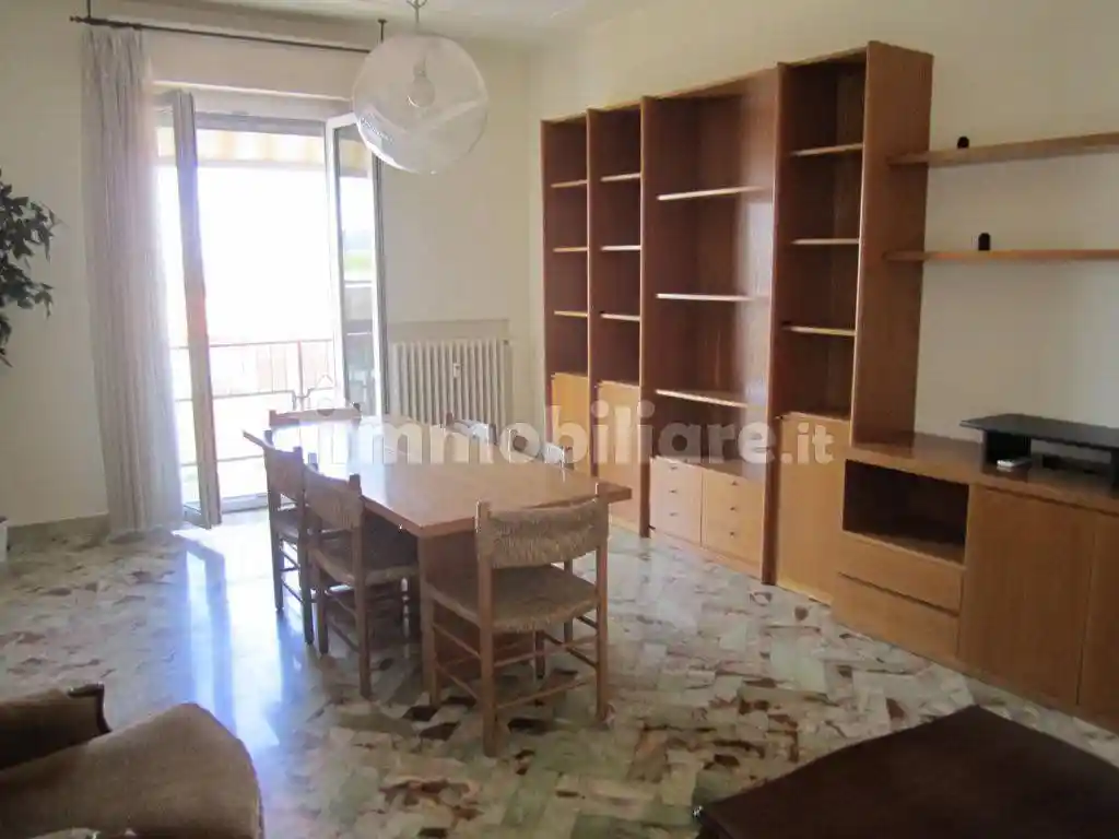 Appartamento in vendita a Pesaro