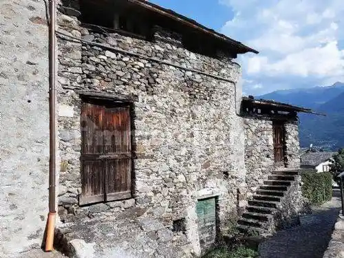 Rustico - Casale in vendita a Castione Andevenno