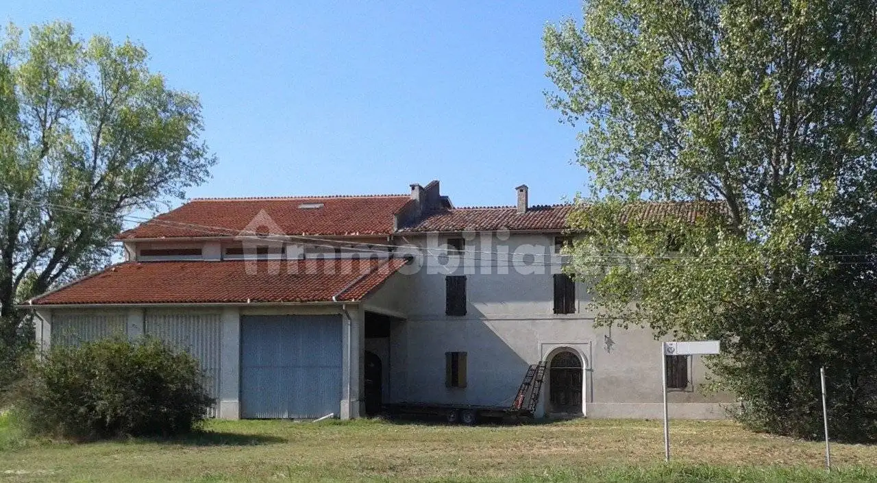 Rustico - Casale in vendita a Polesine Zibello