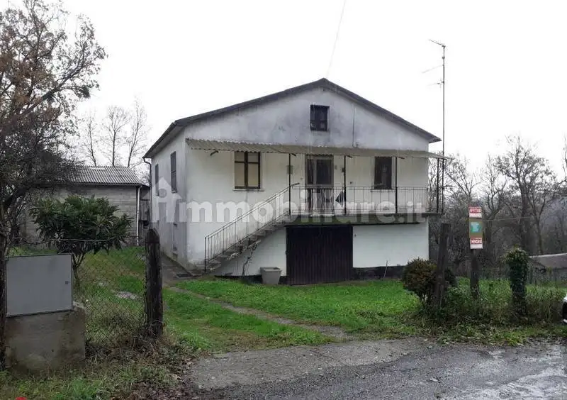 Casa indipendente in vendita a Decollatura