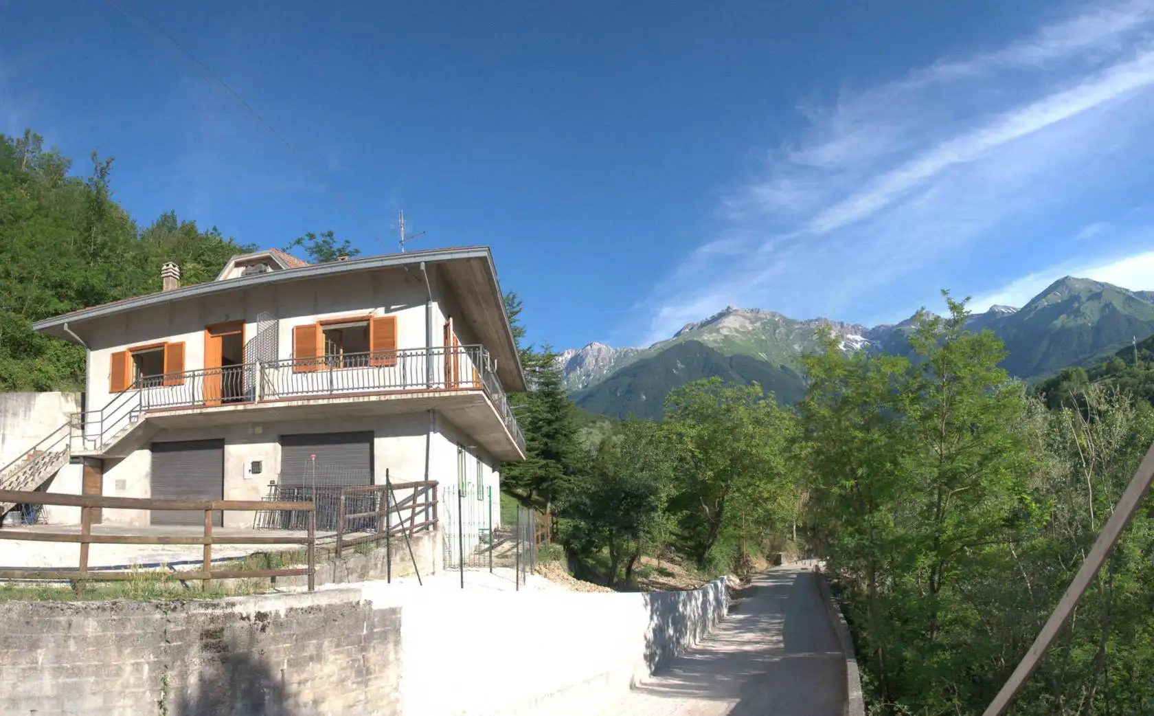 Villa in vendita a Isola del Gran Sasso d'Italia