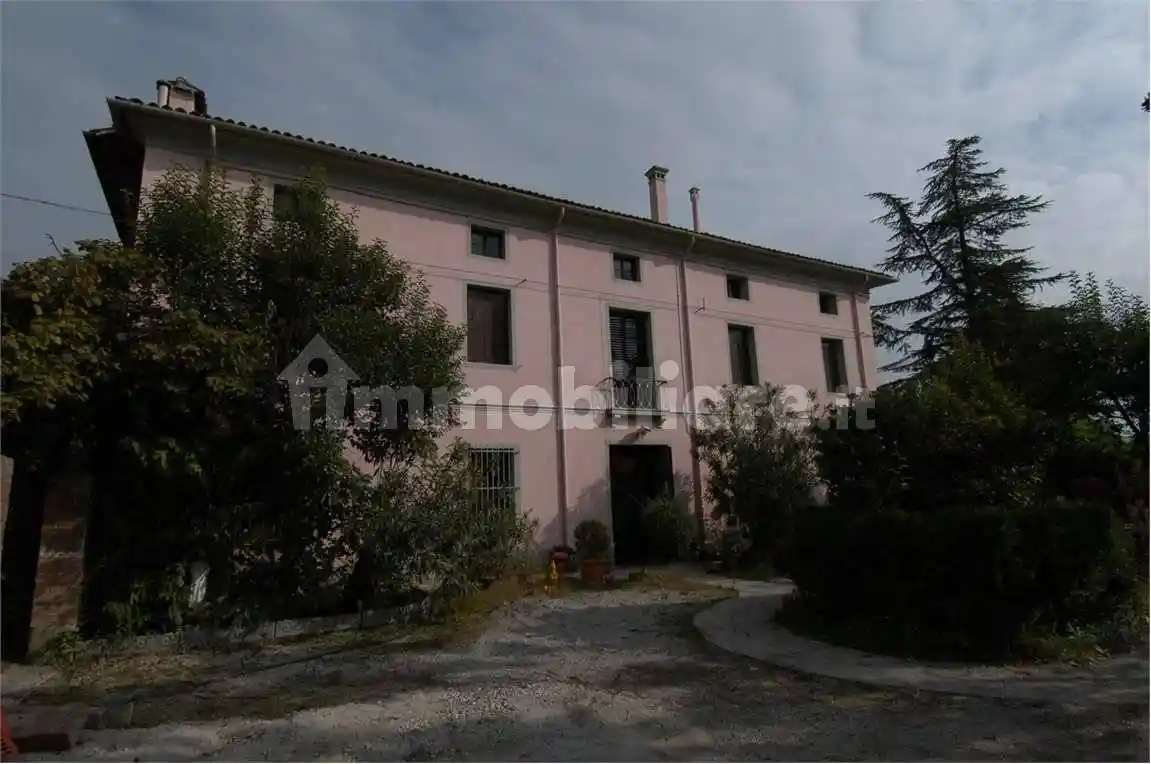 Villa in vendita a Casarsa della Delizia