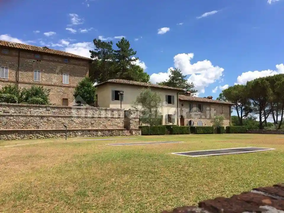 Trilocale Strada Regionale Cassia 14, Agostoli - Montalbuccio, Siena - foto 4