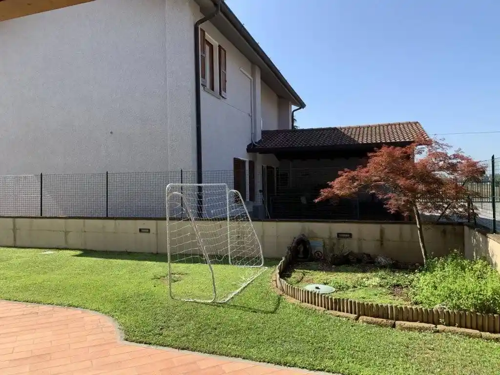 Rustico - Casale in vendita a Cologne