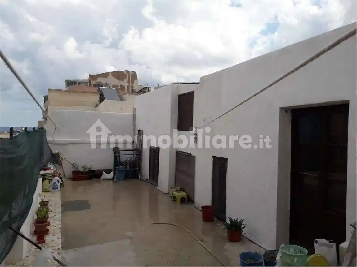 Appartamento in vendita a Pantelleria