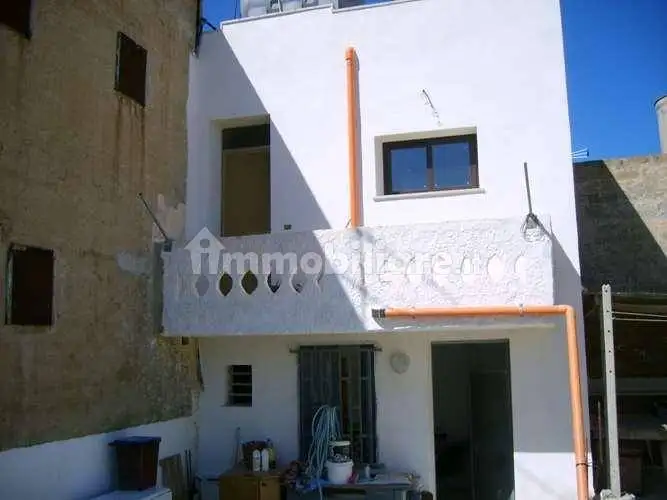 Casa indipendente in affitto a Petrosino