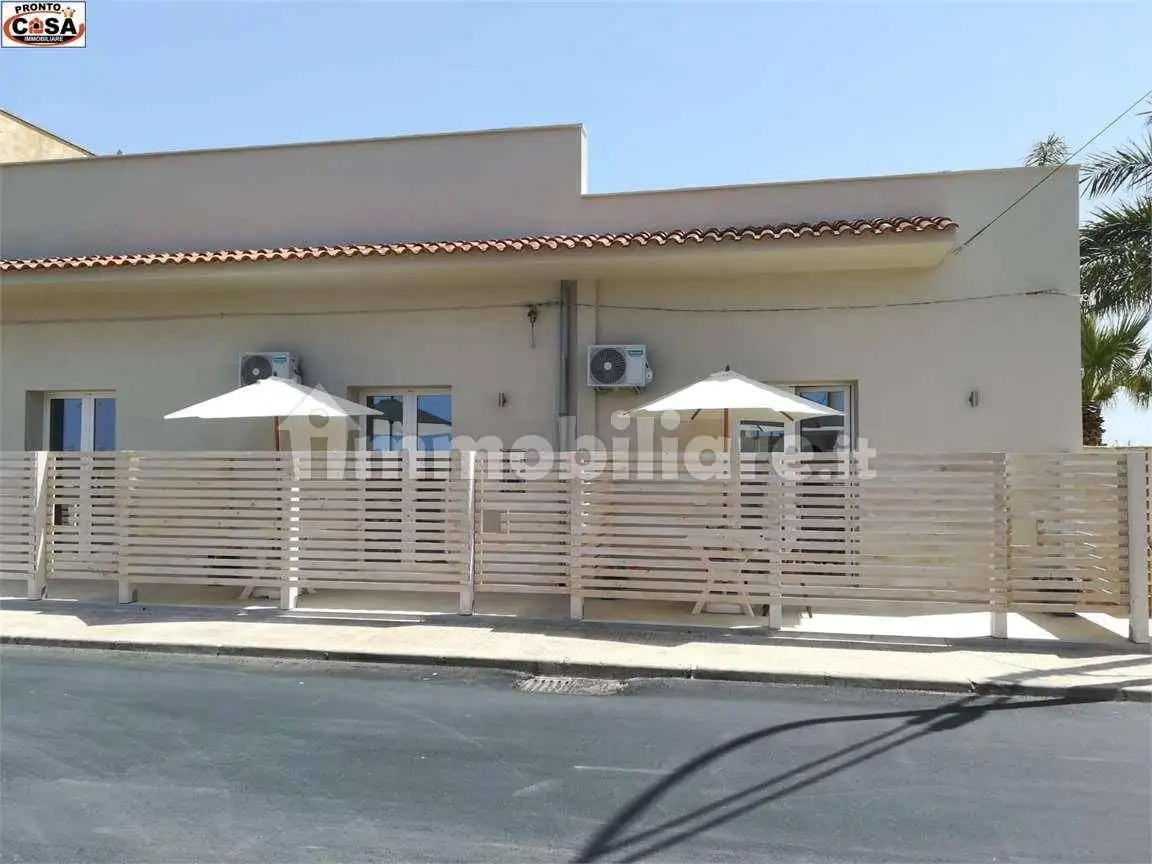 Casa indipendente in affitto a Petrosino